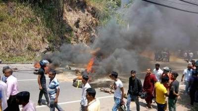 श्रीलंका की सरकार हुई कंगाल, लगा आपातकाल