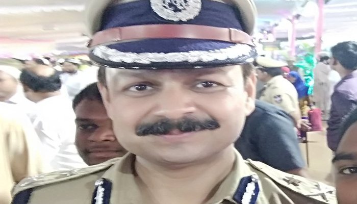 DGP मुकुल गोयल को हटाने के बाद योगी सरकार ने IPS डीएस चौहान को दिया DGP का अतिरिक्त प्रभार