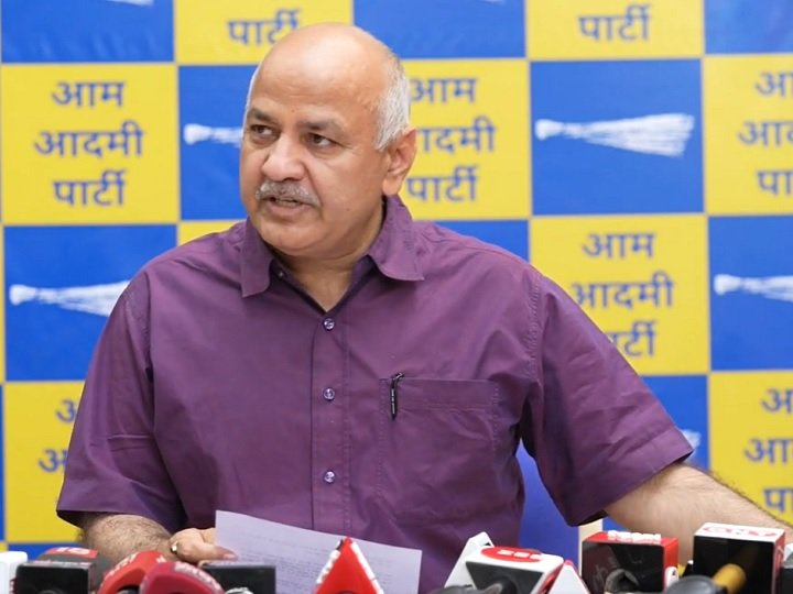 CBI रेड पर बोले मनीष सिसोदिया, ”मोदी जी सरकार गिराने का सपना देखते हैं ”