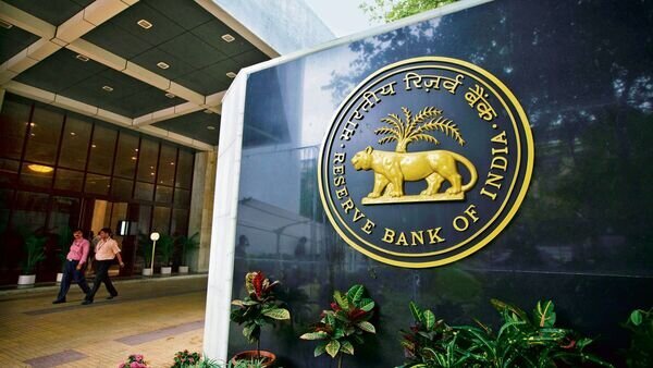  2,000 रुपये मूल्य के 97 प्रतिशत नोट आ चुके हैं वापस- RBI