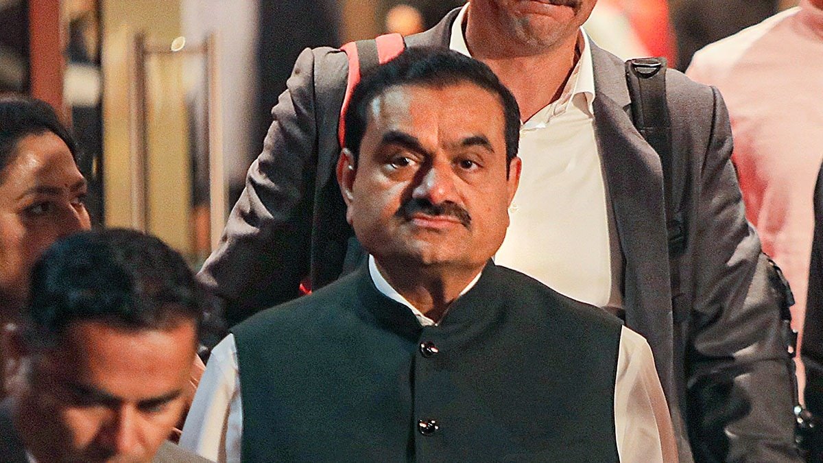 भ्रष्टाचार के आरोपी गौतम अडानी ने IIM छात्रों को दिया गुरुमंत्र