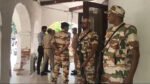 पुलिस कर रही थी भ्रष्टतंत्र की रक्षा, ITBP के जवानों ने पुलिस कमिश्नर को घेरा