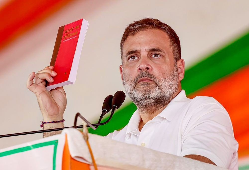 नरेंद्र मोदी, अमित शाह, बीजेपी और आरएसएस देश के गद्दार – राहुल गाँधी